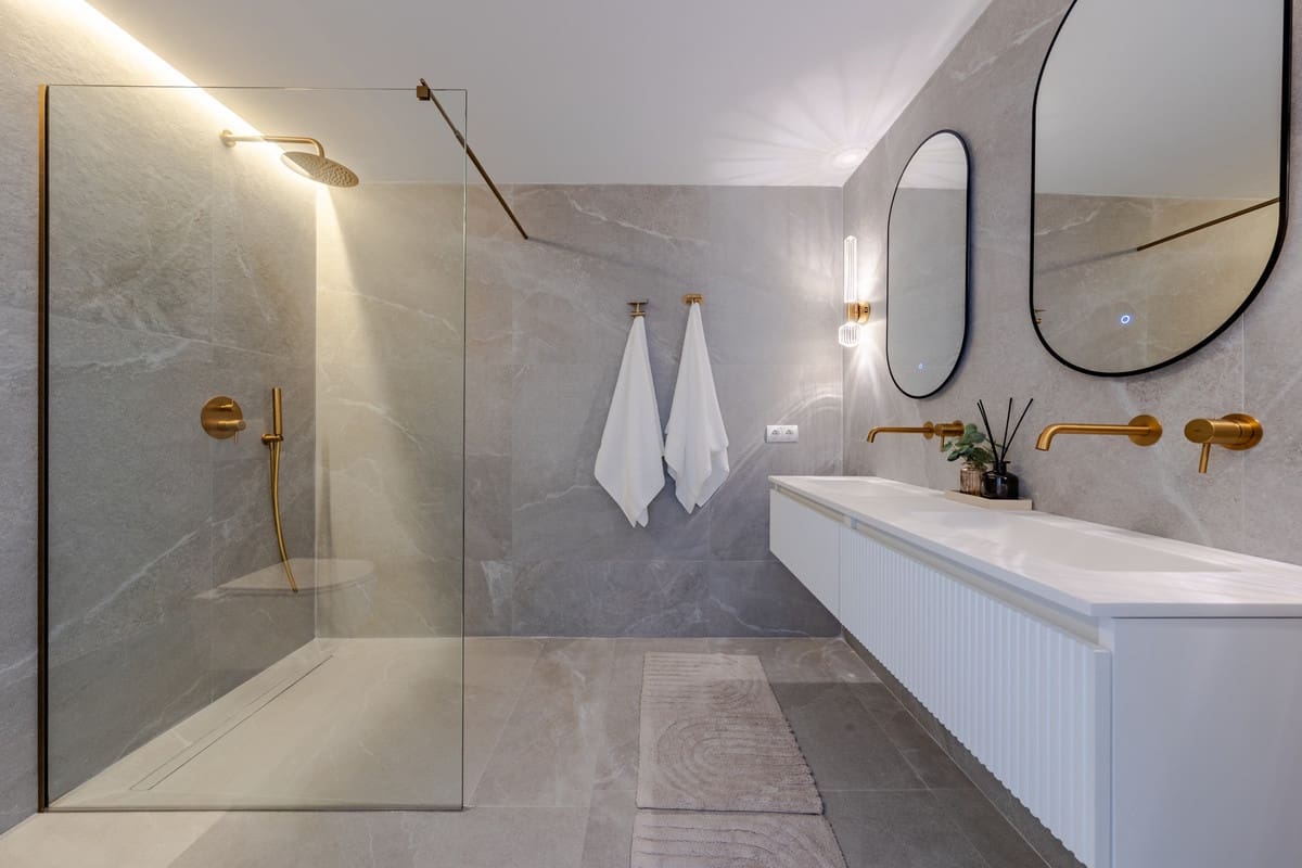 3 slaapkamer Appartement te koop in La Quinta met zwembad garage - € 835.000 (Ref: 10142148)