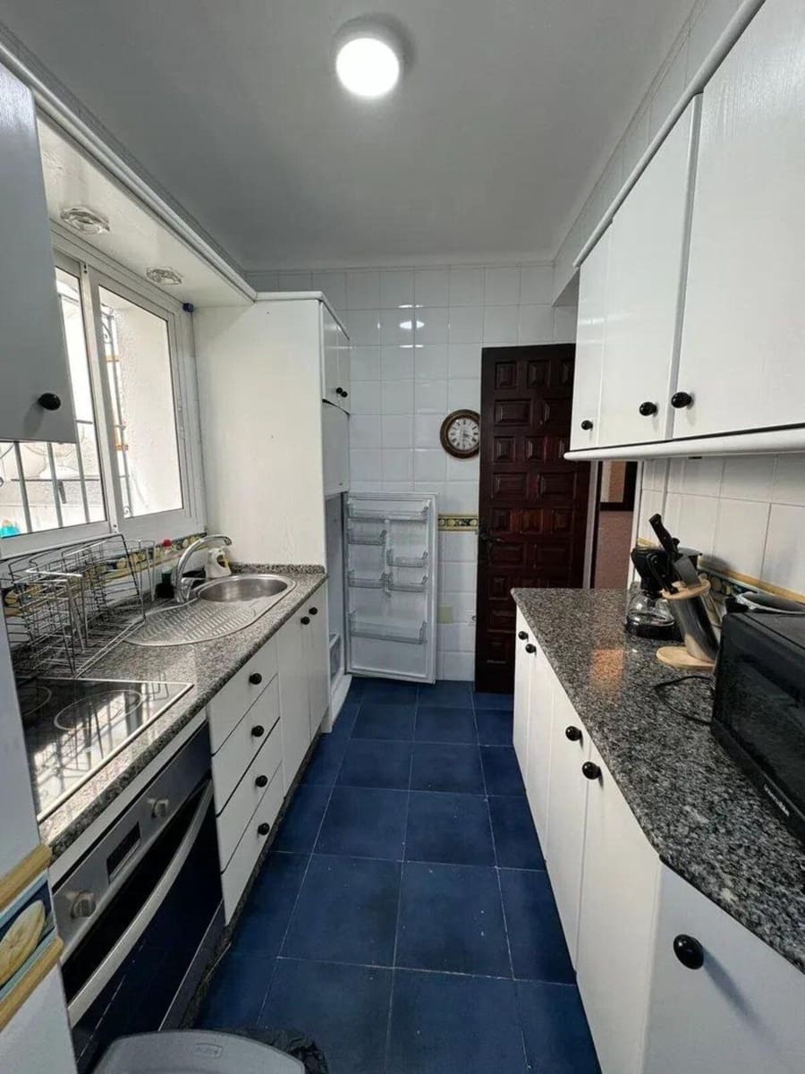 3 soverom Villa til salgs i Estepona med garasje - € 1 050 000 (Ref: 10142174)