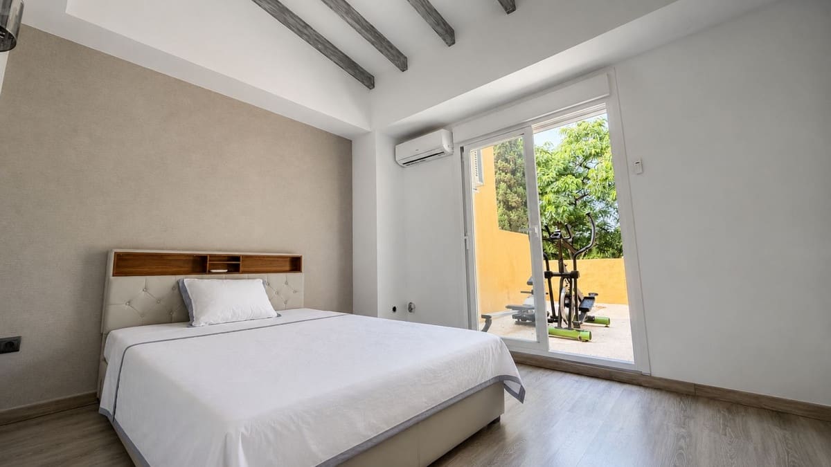 3 soverom Leilighet til salgs i Guadalmina med svømmebasseng garasje - € 850 000 (Ref: 10142176)