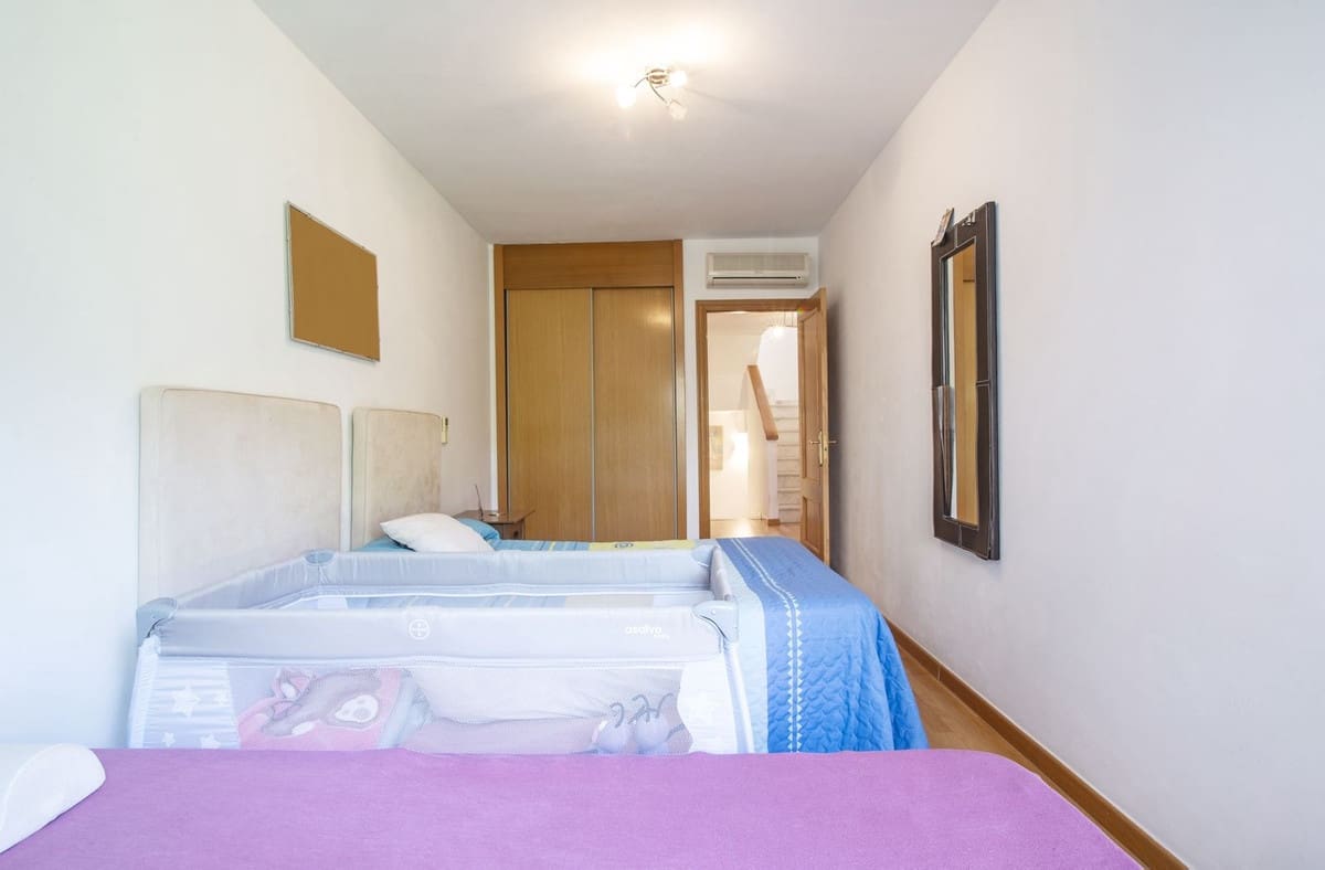 3 soverom Villa til salgs i Estepona med svømmebasseng garasje - € 390 000 (Ref: 10142181)