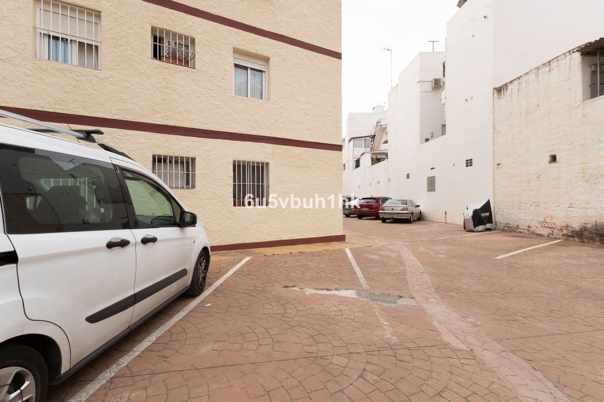 3 soveværelse Lejlighed til salg i Fuengirola med garage - € 198.000 (Ref: 10142200)