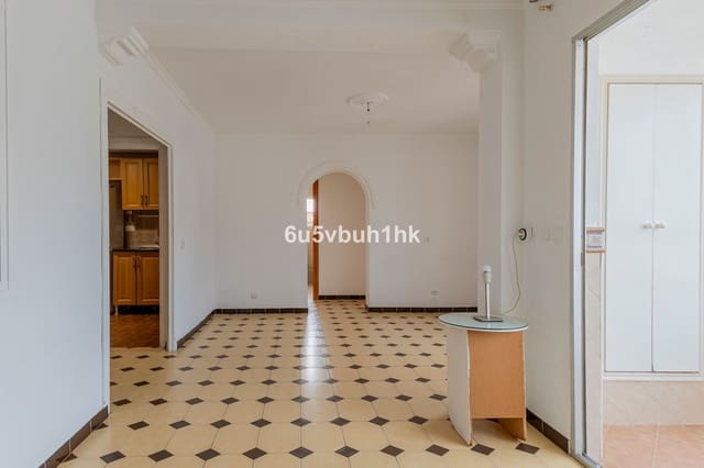 3 soveværelse Lejlighed til salg i Playa de los Boliches, Fuengirola med garage - € 198.000 (Ref: 10142200)