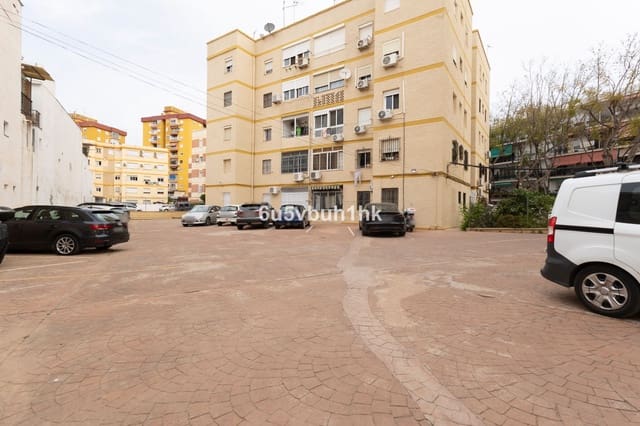 3 soveværelse Lejlighed til salg i Playa de los Boliches, Fuengirola med garage - € 198.000 (Ref: 10142200)