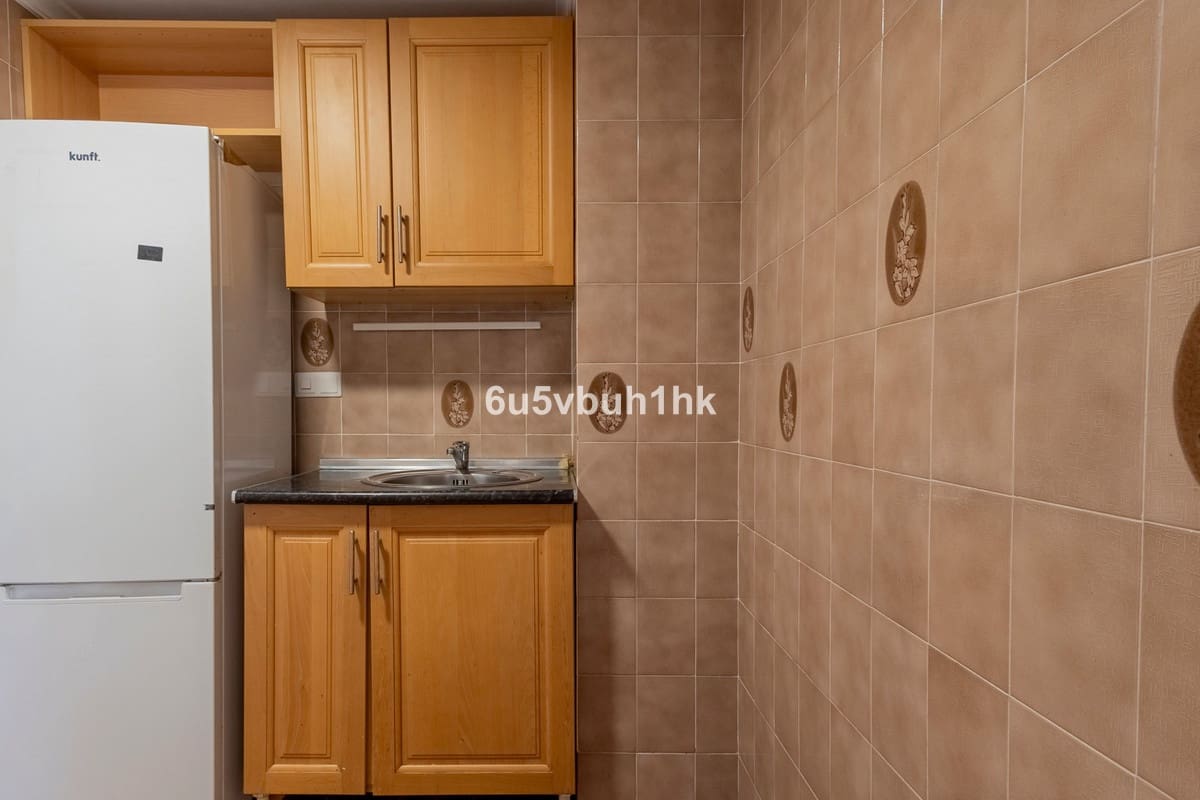 3 soveværelse Lejlighed til salg i Fuengirola med garage - € 198.000 (Ref: 10142200)