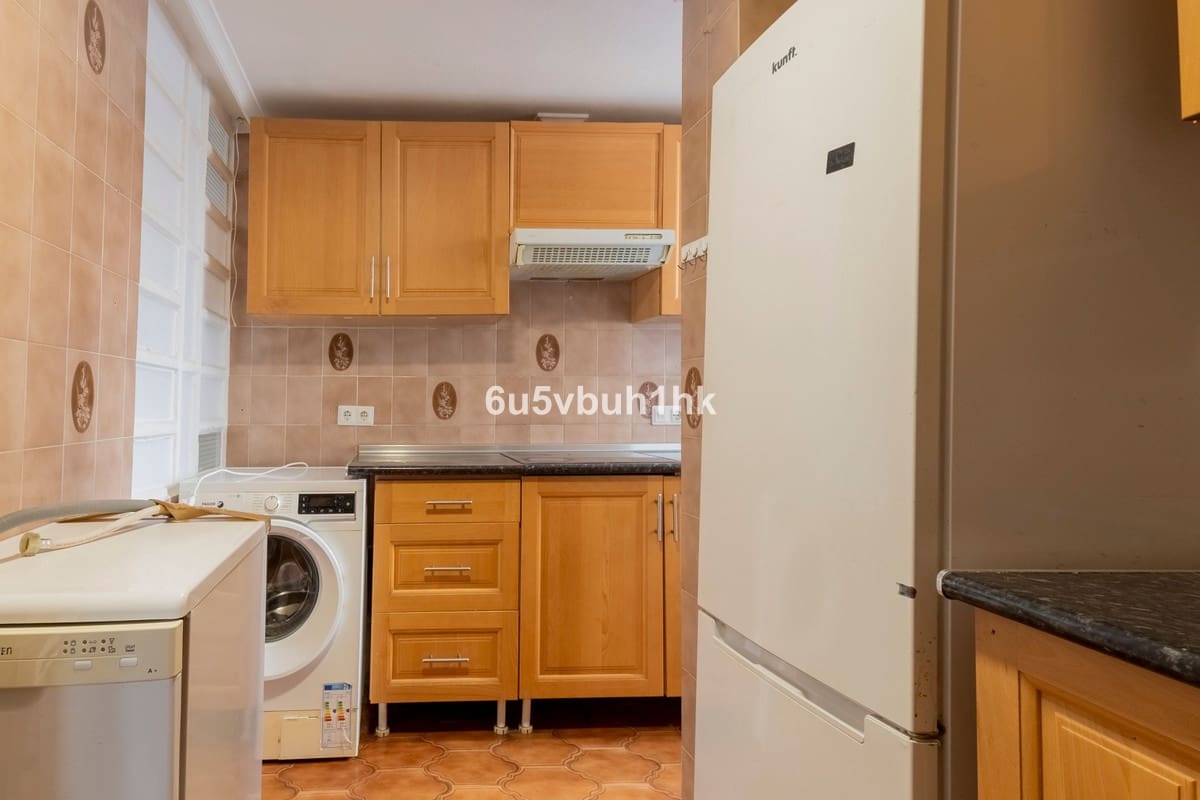3 soveværelse Lejlighed til salg i Fuengirola med garage - € 198.000 (Ref: 10142200)