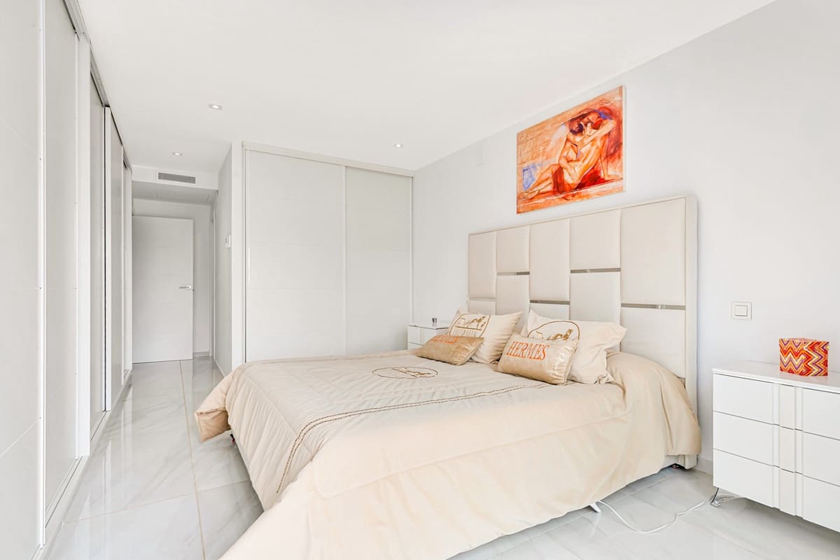 4 chambre Appartement à vendre à Marbella avec piscine garage - 1 200 000 € (Ref: 10142203)