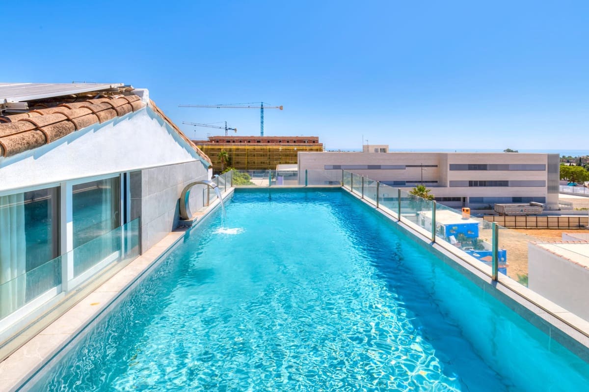 4 chambre Appartement à vendre à Marbella avec piscine garage - 1 200 000 € (Ref: 10142203)