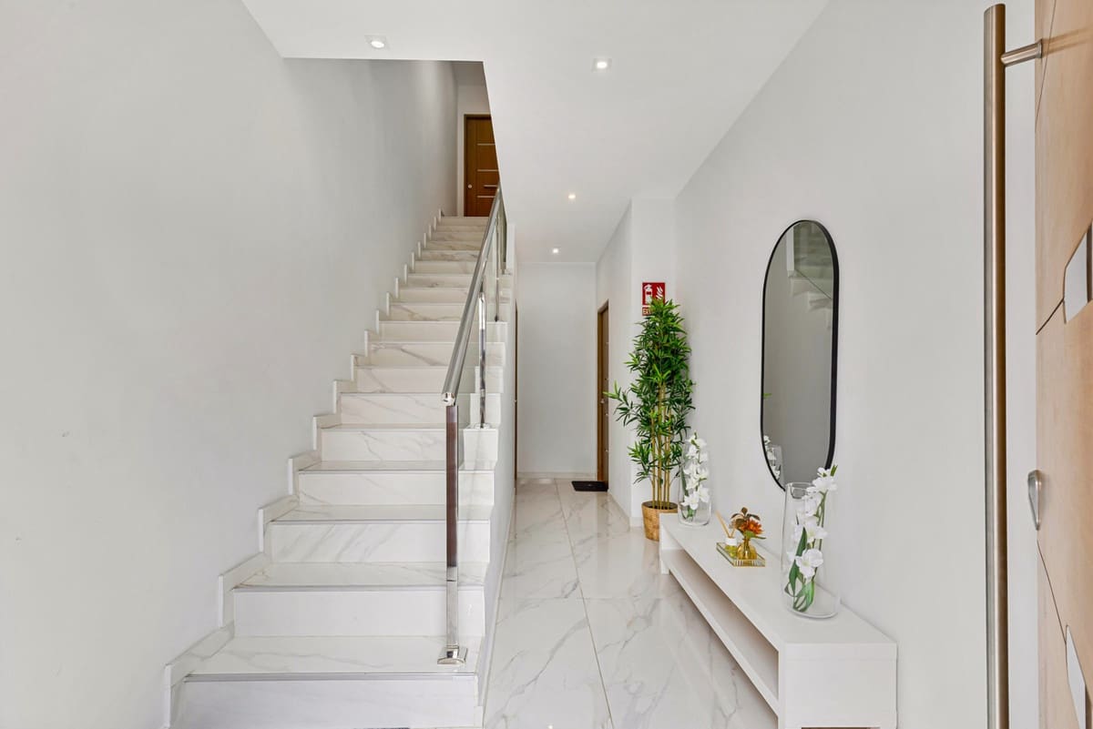 4 chambre Appartement à vendre à Marbella avec piscine garage - 1 200 000 € (Ref: 10142203)