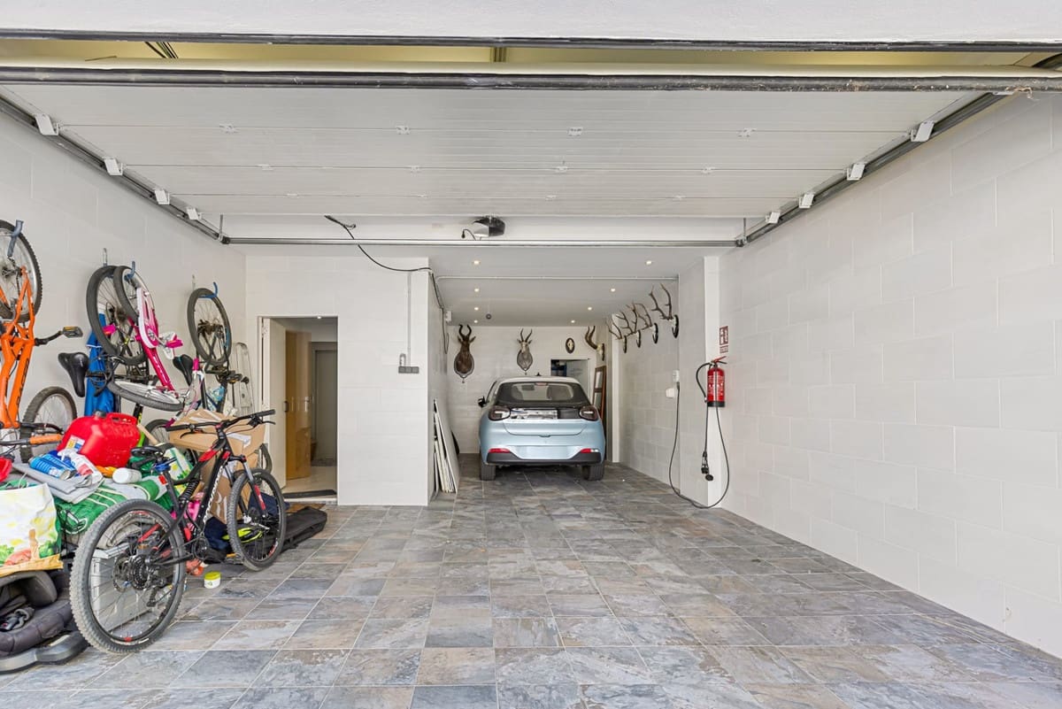 4 chambre Appartement à vendre à Marbella avec piscine garage - 1 200 000 € (Ref: 10142203)