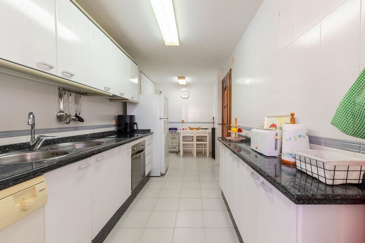3 soveværelse Lejlighed til salg i Fuengirola med swimmingpool garage - € 498.500 (Ref: 10142210)