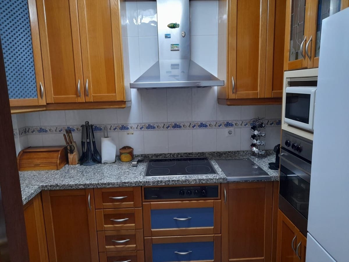 2 soverom Leilighet til salgs i Benalmadena med svømmebasseng garasje - € 335 000 (Ref: 10142220)