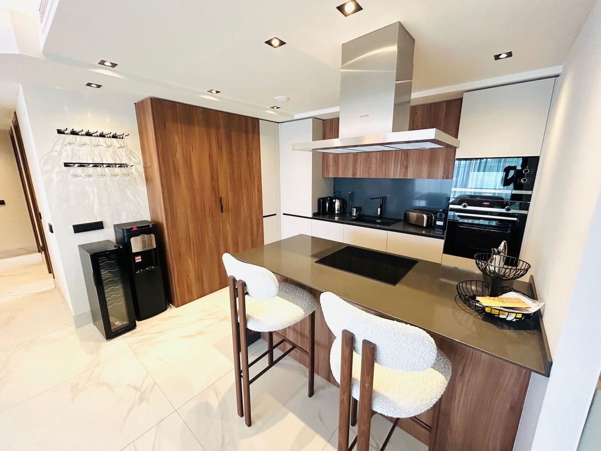 3 soverom Leilighet til salgs i Marbella med svømmebasseng garasje - € 1 100 000 (Ref: 10142227)