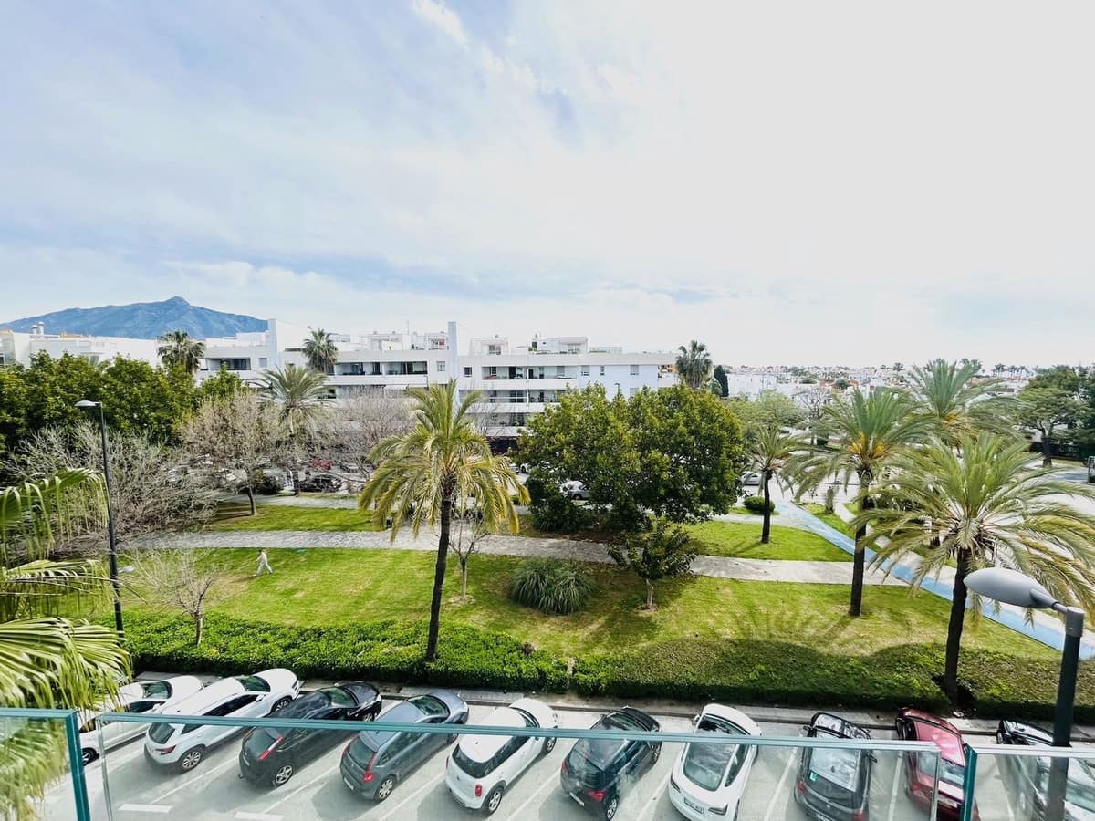 3 soverom Leilighet til salgs i Marbella med svømmebasseng garasje - € 1 100 000 (Ref: 10142227)