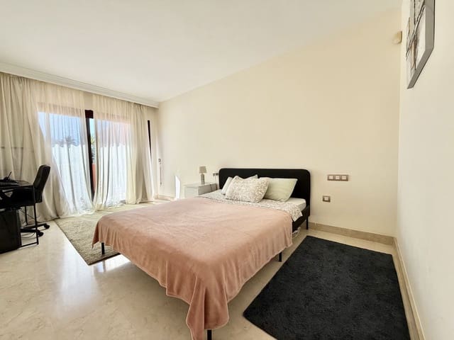 2 sypialnia Apartament na sprzedaż w Benahavís z basenem garażem - 445 000 € (Ref: 10142233)