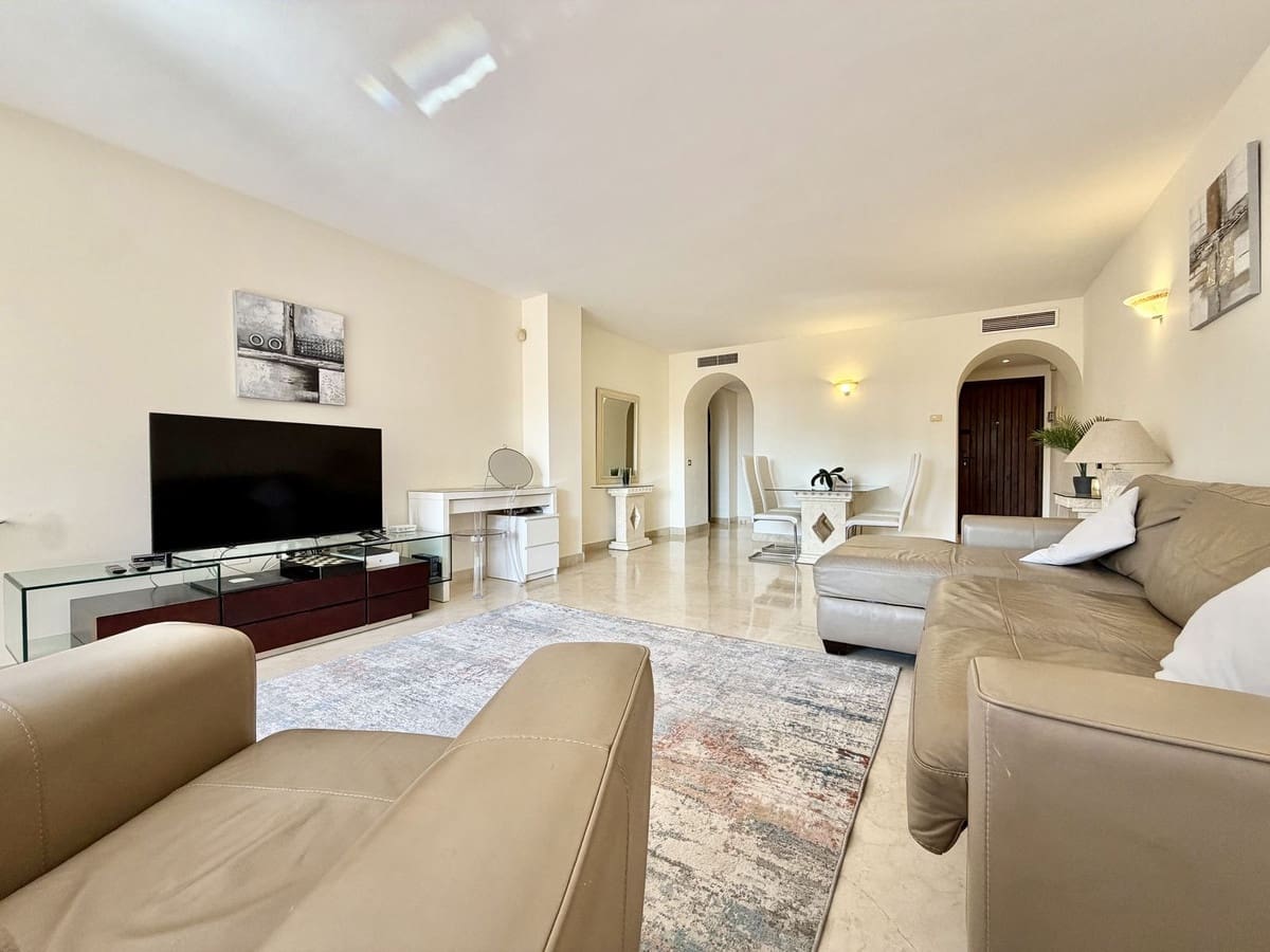 2 sypialnia Apartament na sprzedaż w Benahavis z basenem garażem - 445 000 € (Ref: 10142233)