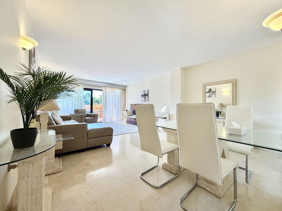 2 sypialnia Apartament na sprzedaż w Benahavis z basenem garażem - 445 000 € (Ref: 10142233)
