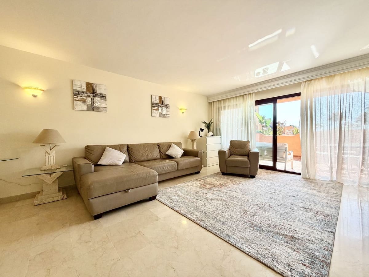 2 sypialnia Apartament na sprzedaż w Benahavis z basenem garażem - 445 000 € (Ref: 10142233)