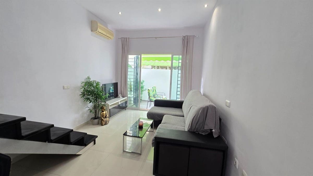 2 bedroom Townhouse for sale in Torremolinos - € 260,000 (Ref: 10142251)