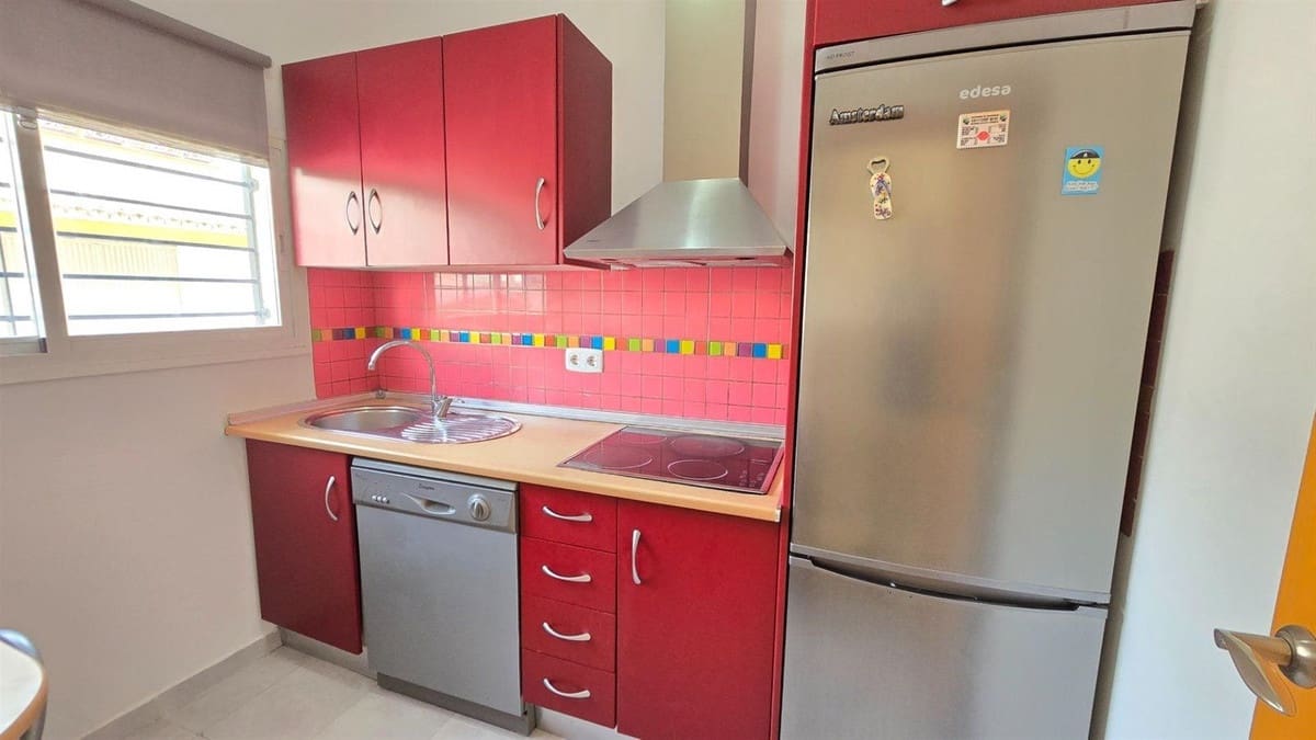 2 bedroom Townhouse for sale in Torremolinos - € 260,000 (Ref: 10142251)