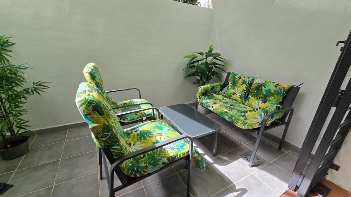 2 bedroom Townhouse for sale in Torremolinos - € 260,000 (Ref: 10142251)