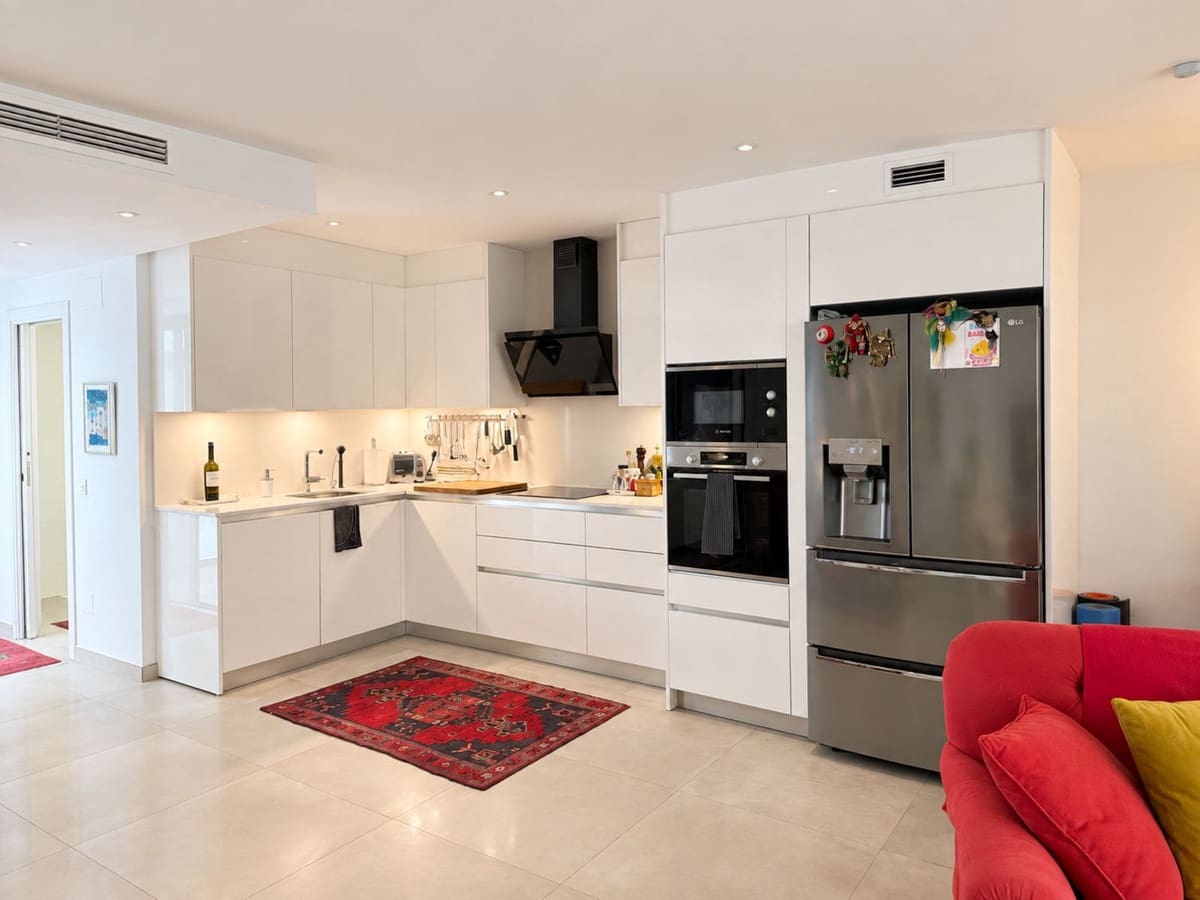 2 soveværelse Lejlighed til salg i Fuengirola med swimmingpool garage - € 549.000 (Ref: 10142264)