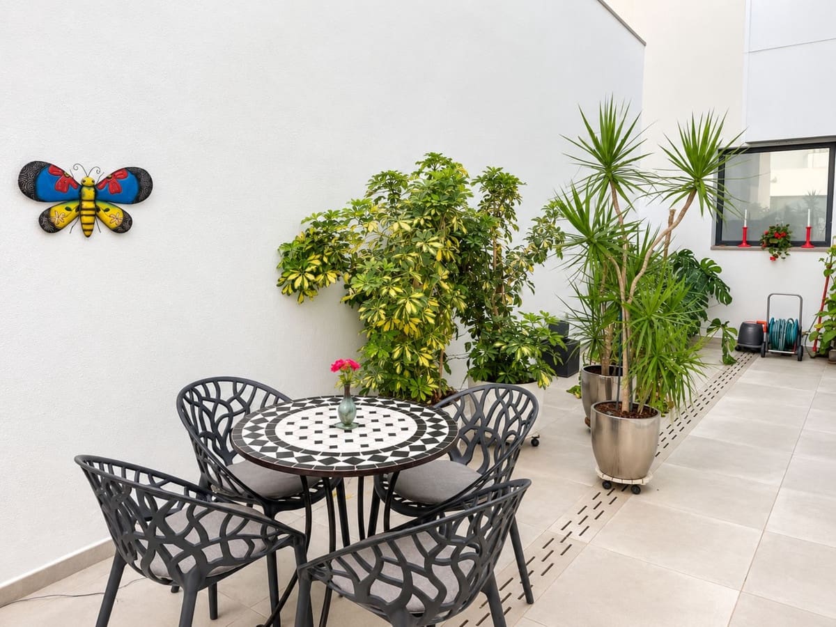 2 soveværelse Lejlighed til salg i Fuengirola med swimmingpool garage - € 549.000 (Ref: 10142264)