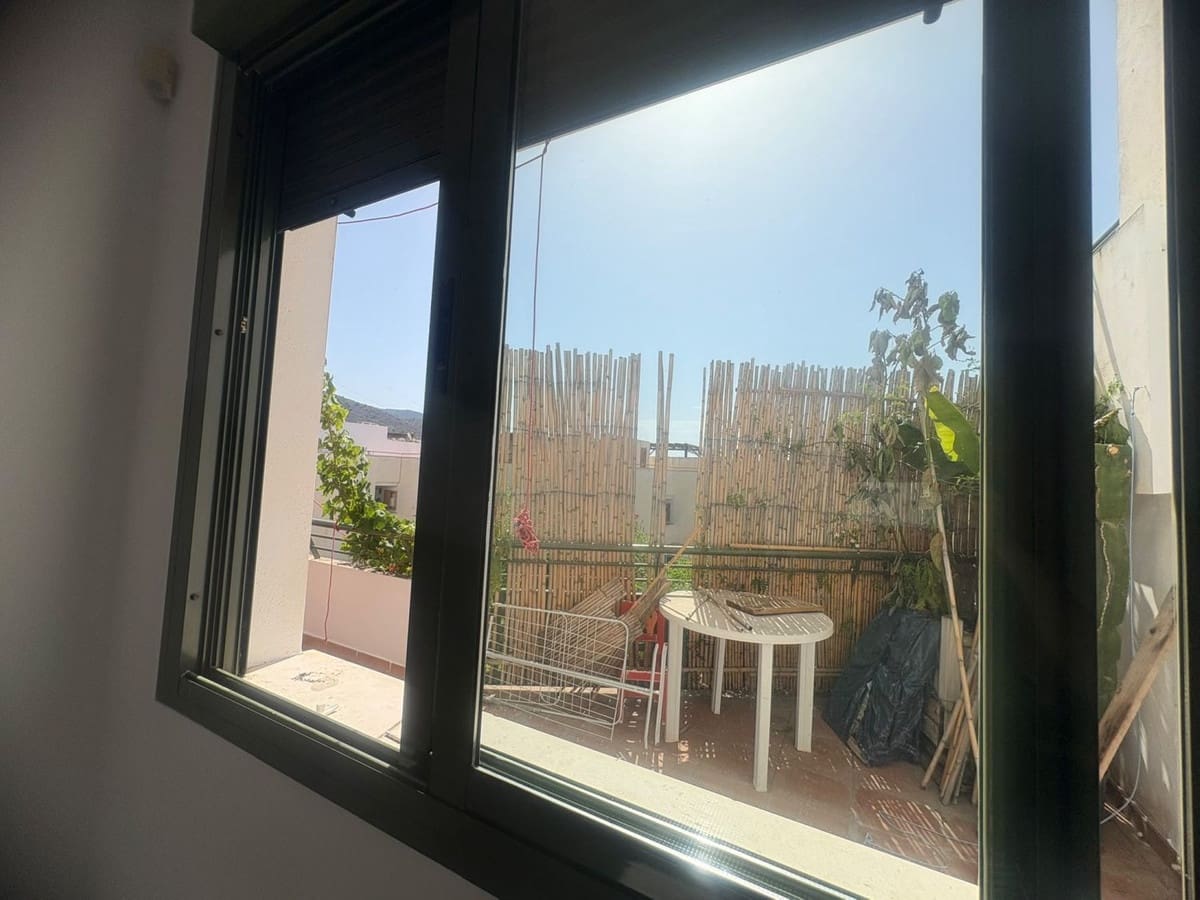 2 soveværelse Lejlighed til salg i Nerja - € 269.000 (Ref: 10142268)