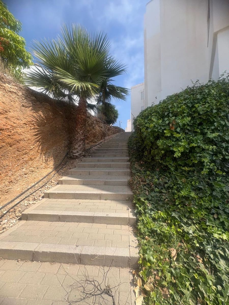 2 soveværelse Lejlighed til salg i Nerja - € 269.000 (Ref: 10142268)
