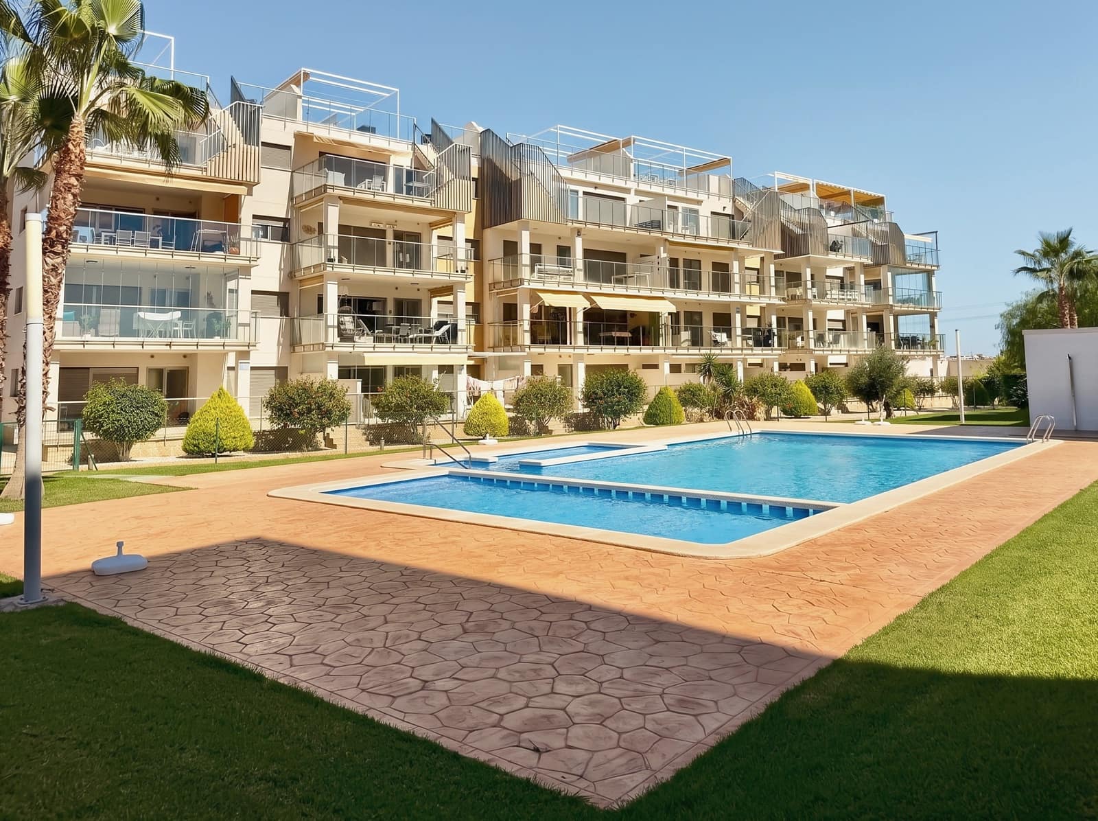 2 bedroom Apartment for sale in Orihuela with pool garage - € 289,000 (Ref: 10142696)