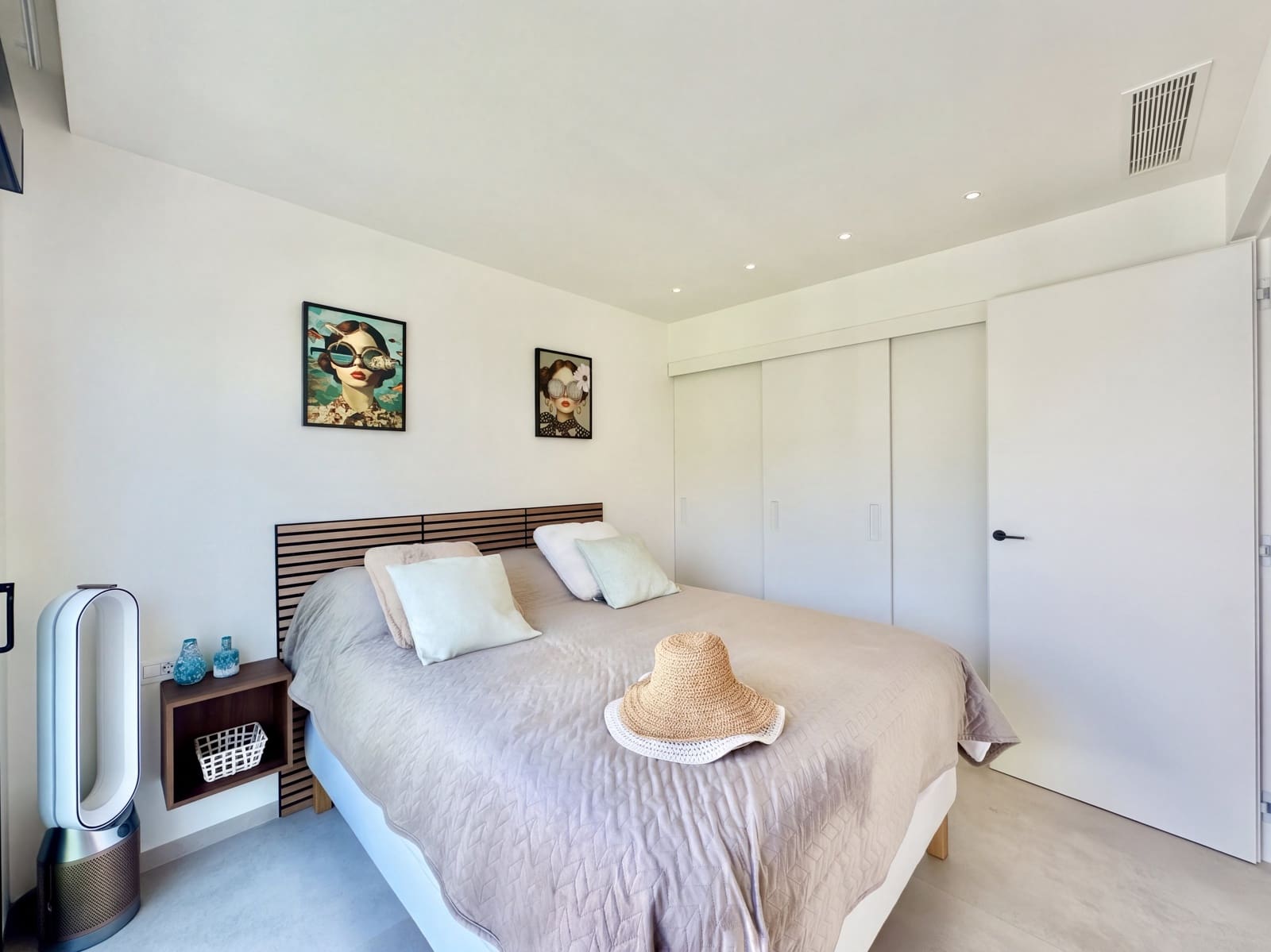 3 slaapkamer Appartement te koop in Las Colinas Golf met zwembad garage - € 819.000 (Ref: 10142699)