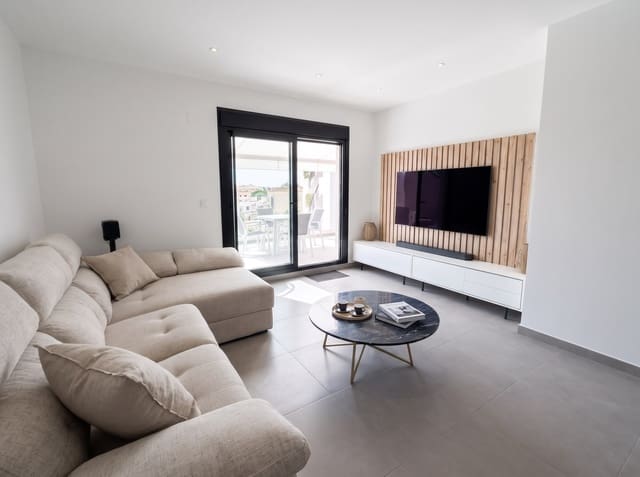 2 slaapkamer Penthouse te koop in Las Filipinas met zwembad garage - € 349.500 (Ref: 10142702)