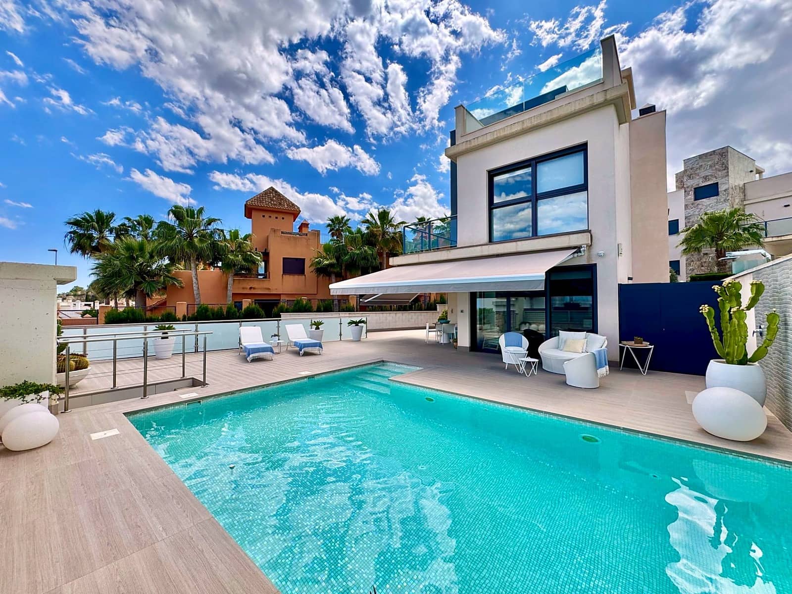 4 bedroom Villa for sale in San Miguel de Salinas with pool - € 699,500 (Ref: 10142704)