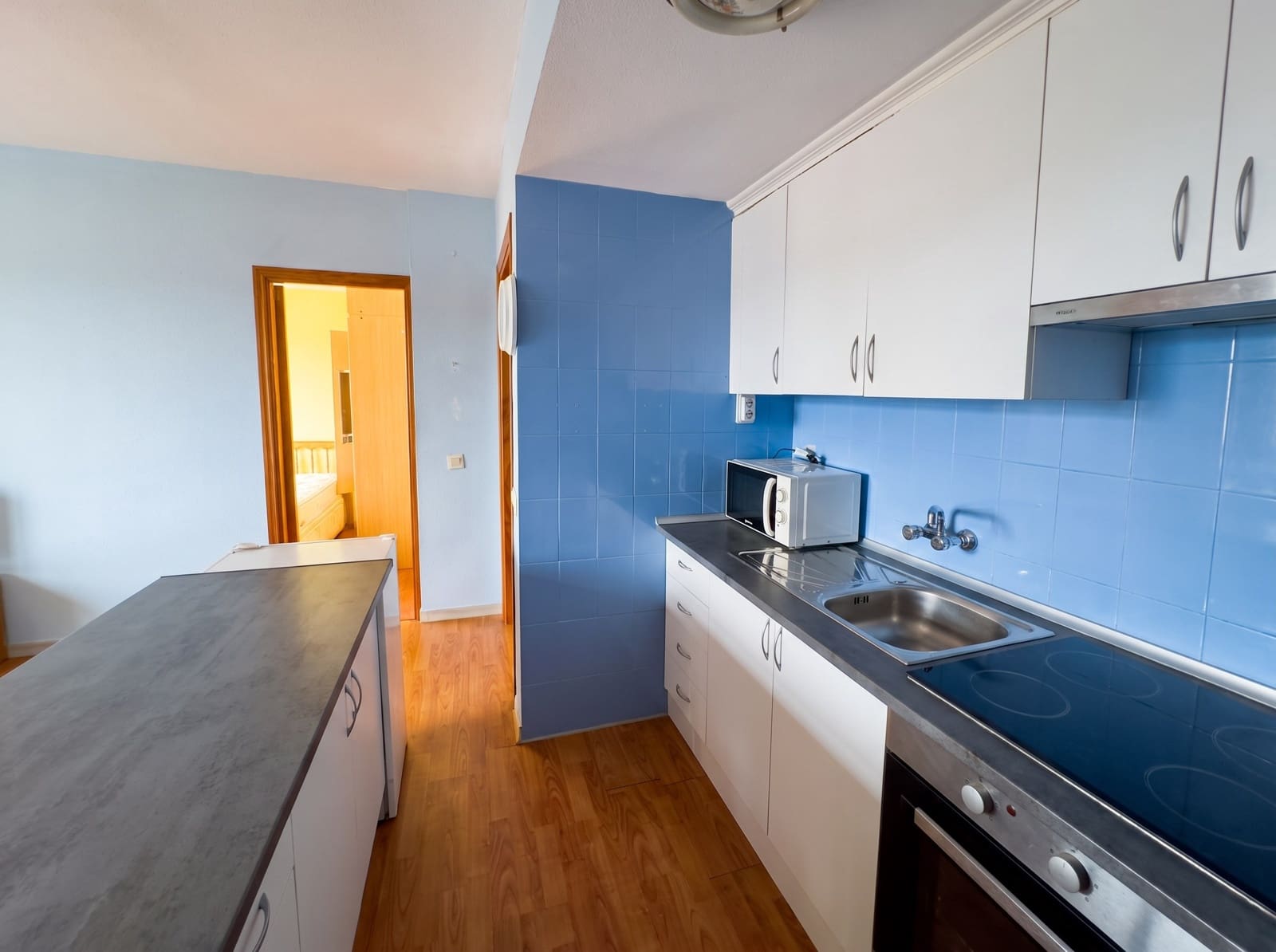 1 soveværelse Lejlighed til salg i Torrevieja med swimmingpool garage - € 110.000 (Ref: 10142711)