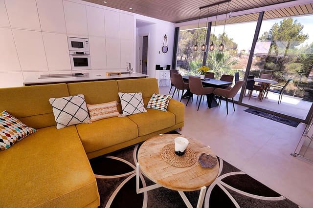 4 Zimmer Villa zu verkaufen in Las Colinas Golf, Orihuela mit Pool Garage - 950.000 € (Ref: 10142736)