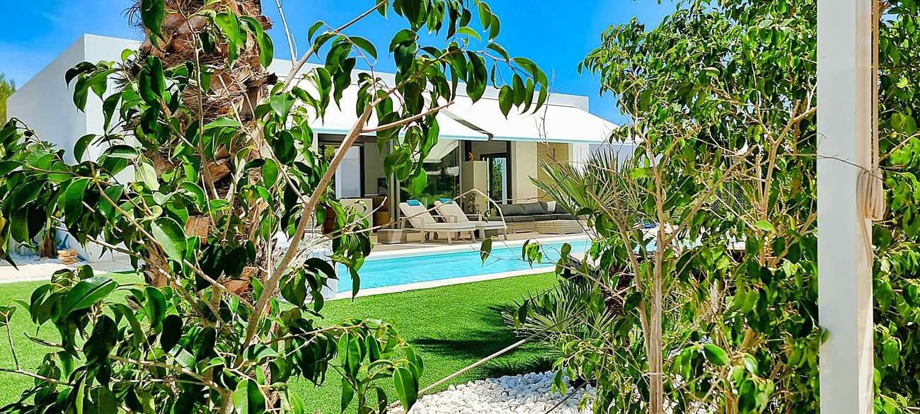 4 Zimmer Villa zu verkaufen in Las Colinas Golf mit Pool Garage - 950.000 € (Ref: 10142736)
