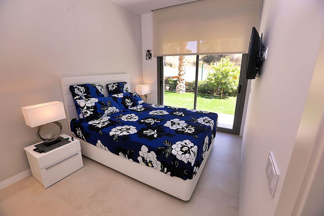 4 Zimmer Villa zu verkaufen in Las Colinas Golf mit Pool Garage - 950.000 € (Ref: 10142736)