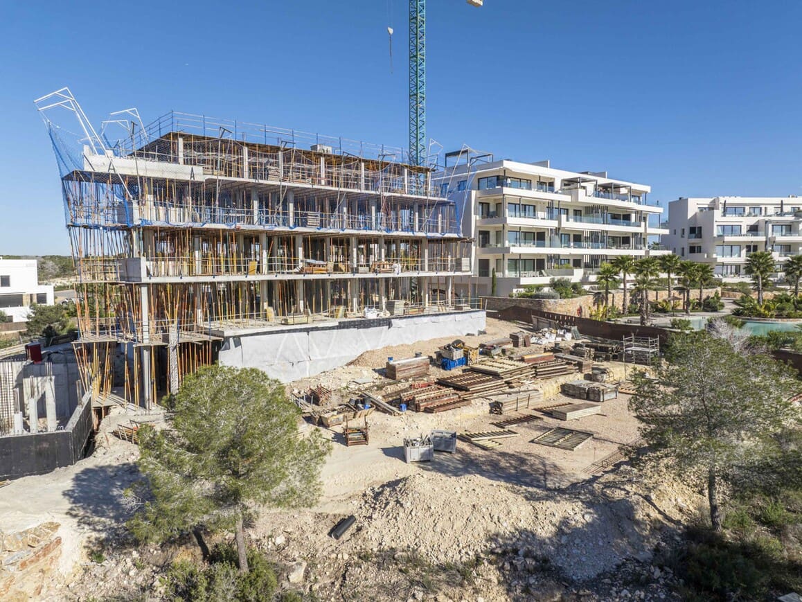 3 bedroom Apartment for sale in Las Colinas Golf with pool garage - € 615,000 (Ref: 10142752)