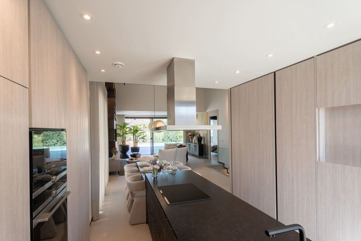 3 sypialnia Willa na sprzedaż w Algorfa z basenem garażem - 1 650 000 € (Ref: 10142760)