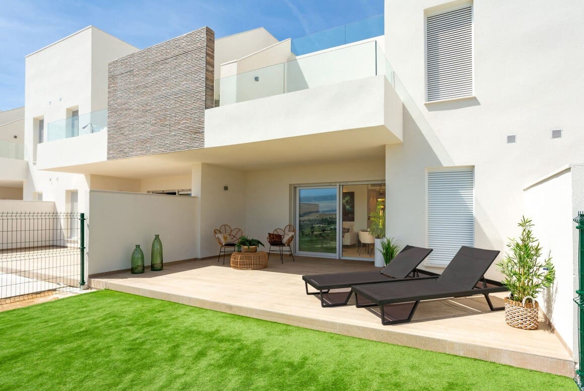 3 bedroom Apartment for sale in Algorfa with pool - € 359,000 (Ref: 10142766)