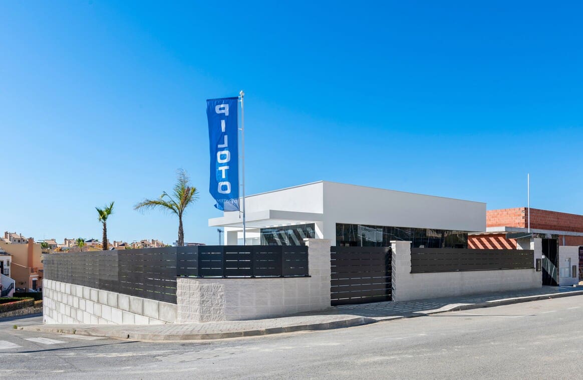 3 slaapkamer Villa te koop in Algorfa met zwembad garage - € 680.000 (Ref: 10142774)