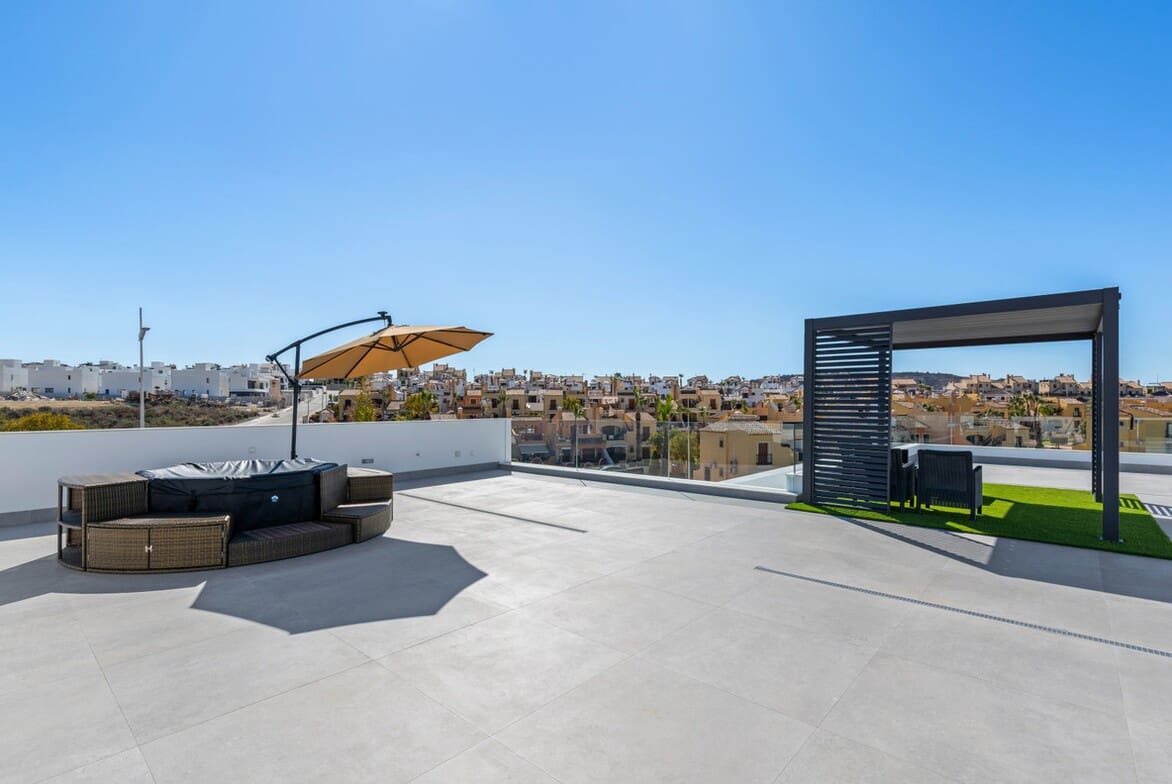 3 slaapkamer Villa te koop in Algorfa met zwembad garage - € 755.000 (Ref: 10142777)