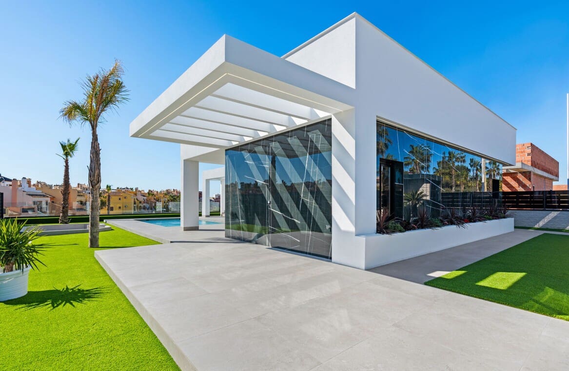 3 slaapkamer Villa te koop in Algorfa met zwembad garage - € 755.000 (Ref: 10142777)