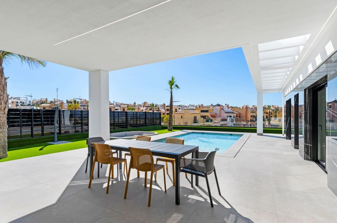 3 soverom Villa til salgs i Algorfa med svømmebasseng garasje - € 710 000 (Ref: 10142778)