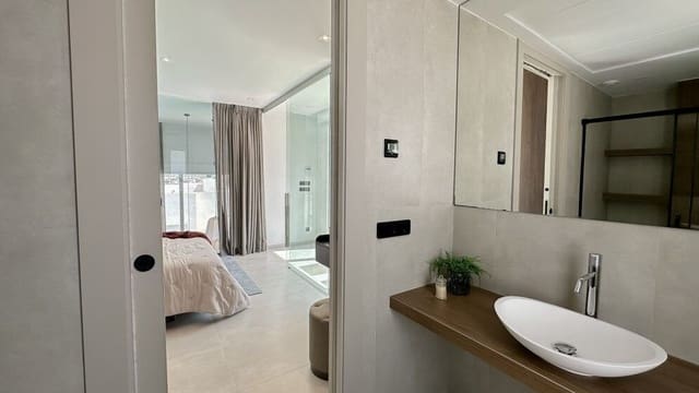 3 slaapkamer Halfvrijstaande villa te koop in Algorfa met zwembad garage - € 475.000 (Ref: 10142790)