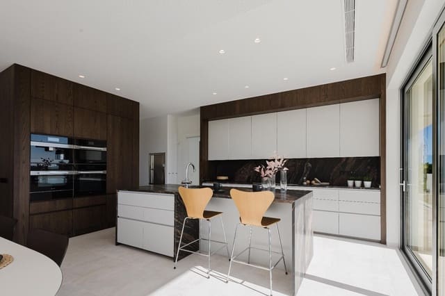 5 soverom Villa til salgs i Las Colinas Golf, Orihuela med svømmebasseng garasje - € 2 700 000 (Ref: 10142800)
