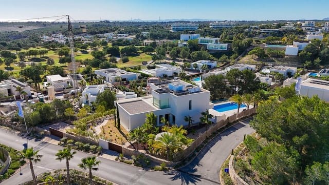5 soverom Villa til salgs i Las Colinas Golf, Orihuela med svømmebasseng garasje - € 2 700 000 (Ref: 10142800)
