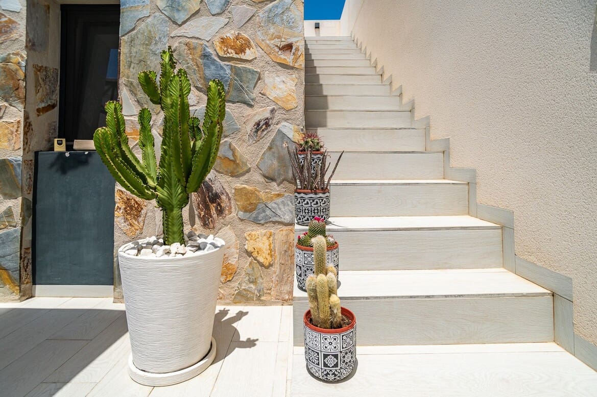 3 bedroom Villa for sale in Algorfa with pool garage - € 590,000 (Ref: 10142811)