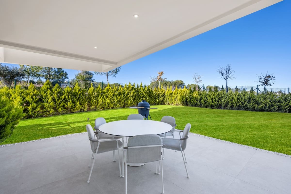 3 Zimmer Apartment zu verkaufen in Las Colinas Golf mit Pool Garage - 1.099.000 € (Ref: 10142812)