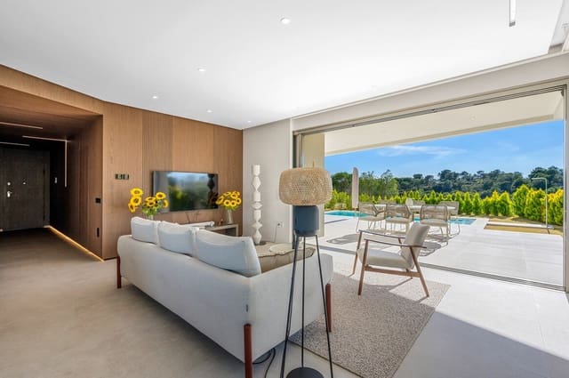 3 soveværelse Lejlighed til salg i Las Colinas Golf, Orihuela med swimmingpool garage - € 1.099.000 (Ref: 10142812)