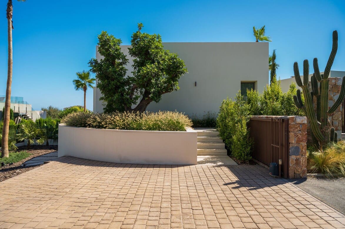 Chalet de 5 habitaciones en Las Colinas Golf en venta con piscina garaje - 1.995.000 € (Ref: 10142813)